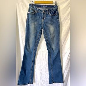 WallFlower Women's Instastretch Legendary Classic Fit Bootcut Jeans